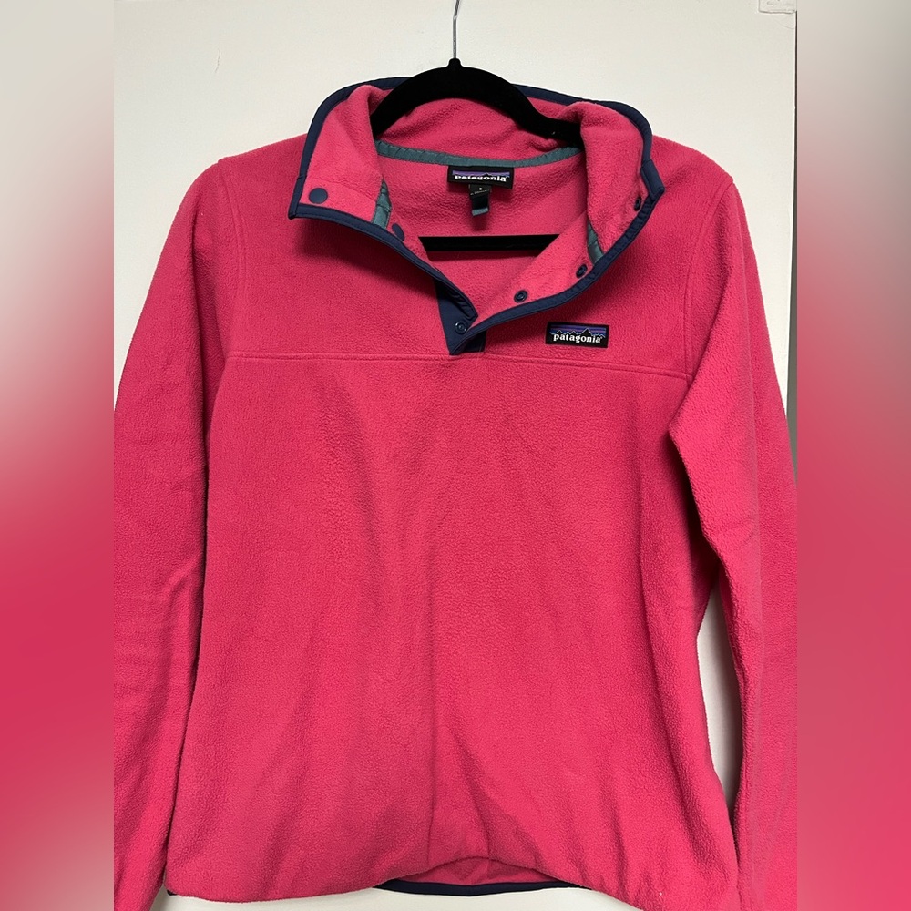 Patagonia Vibrant Pink Fleece Pullover